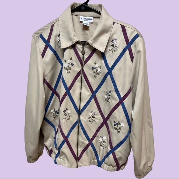 Vintage Jogger Jacket (ribbon and beading details!) - Picture 3 of 9